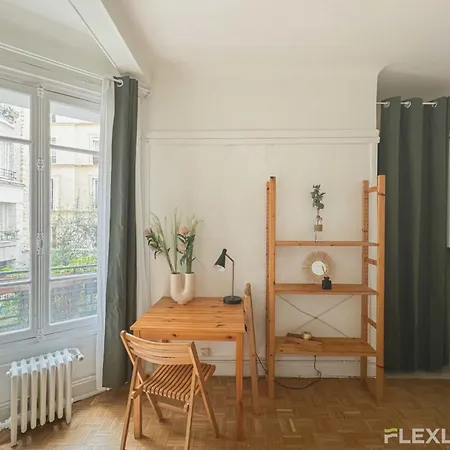 Immeuble Championnet * Paris
